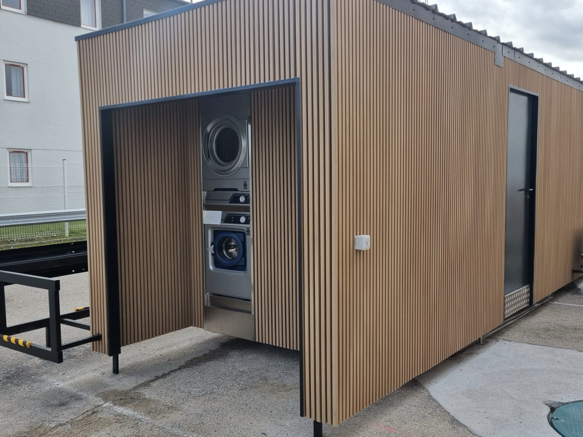 Sebibox - vue laverie automatique pour les clients de l'hôtel.